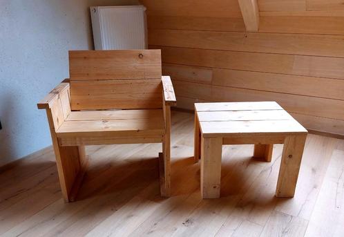 Steigerhouten stoel met tafeltje, Huis en Inrichting, Stoelen, Nieuw, Ophalen