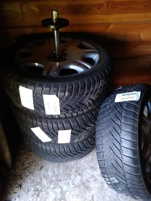 velgen en banden 245/45R19 102V rims and tyres, Auto-onderdelen, Banden en Velgen, Banden en Velgen, Ophalen
