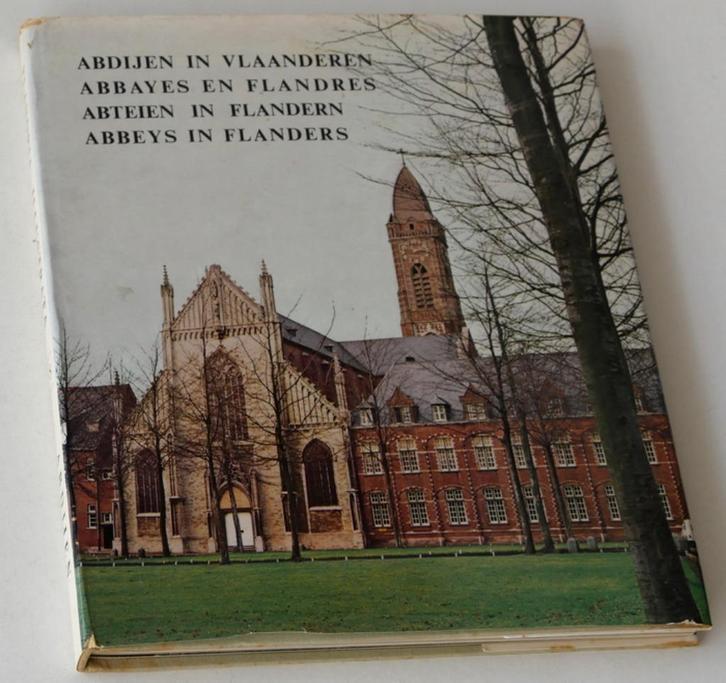 Abdijen in Vlaanderen / Abbayes en Flandre, Boeken, Godsdienst en Theologie, Gelezen, Christendom | Katholiek, Ophalen of Verzenden