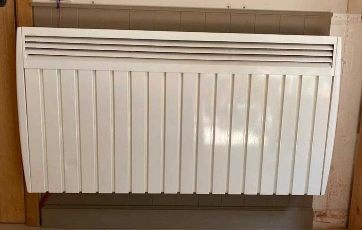 Aterno 2 elektrische radiatoren FX2100, Doe-het-zelf en Bouw, Verwarming en Radiatoren, Gebruikt, Thermostaat, Ophalen