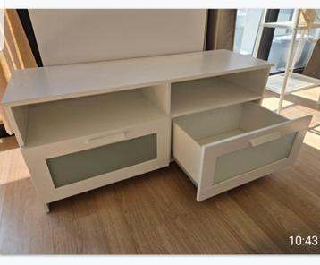 jolie table basse - petit placard, Enlèvement, Comme neuf