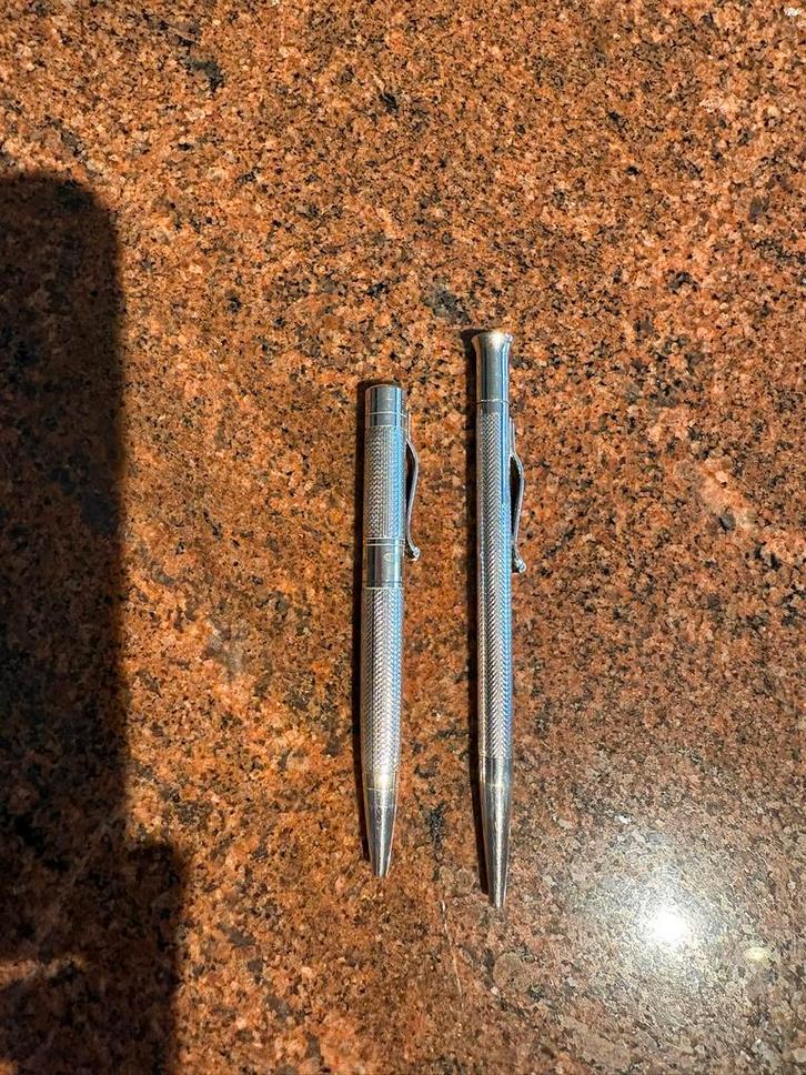 Stylet Yard of Led en argent, Collections, Stylos, Comme neuf, Enlèvement ou Envoi