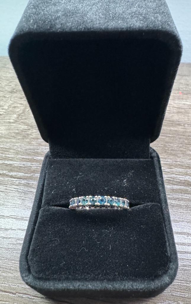 Vintage Eternity ring in witgoud en saffieren, Handtassen en Accessoires, Antieke sieraden, Ring, Goud, Met edelsteen, Ophalen of Verzenden