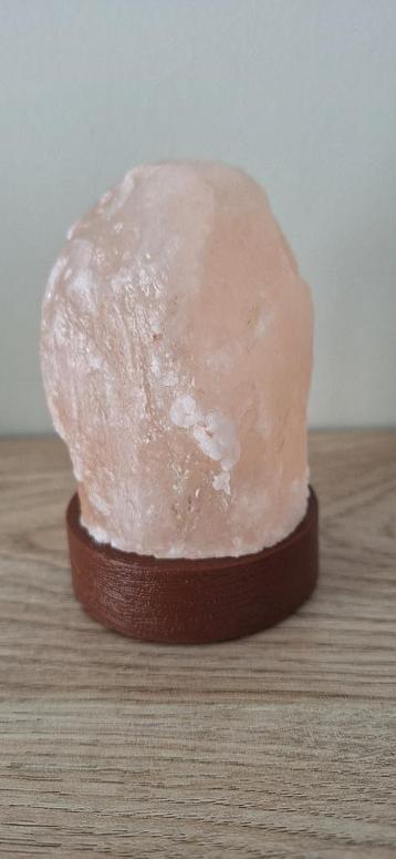 Zoutlamp beschikbaar voor biedingen