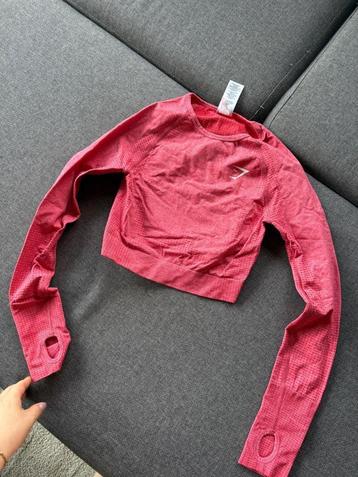 Roze sportset beschikbaar voor biedingen