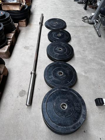 100 KG Bumperplates + Olympische Barbell 220cm