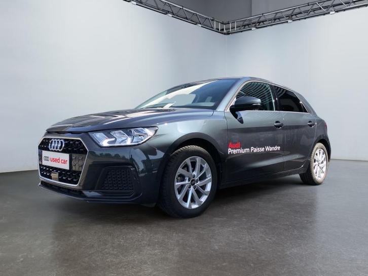 Audi A1 Advanced - Capt AV&ARR/Sieges chauff/Clim auto+++, Auto's, Audi, Bedrijf, A1, Airbags, Airconditioning, Bluetooth, Boordcomputer