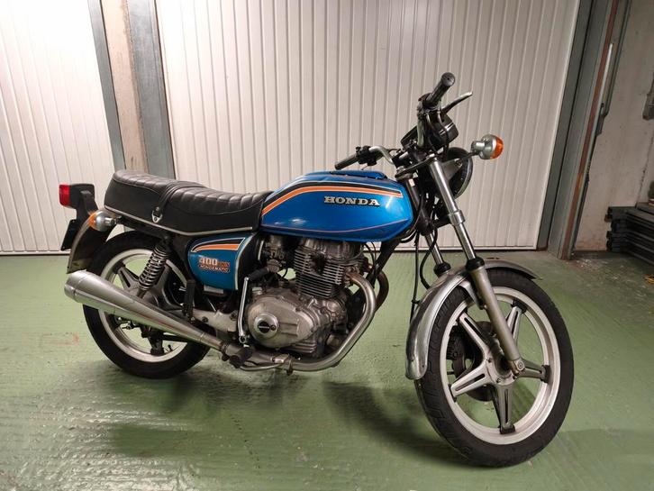 Honda CB400T Hondamatic 1978, Motoren, Motoren | Honda, Bedrijf, Ophalen