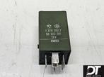Relais donkergroen BMW E34 E32 E31 61311378302, Auto-onderdelen, Elektronica en Kabels, Gebruikt, Ophalen of Verzenden, BMW, BMW