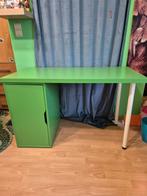 Bureau de chambre d'enfant vert, Enlèvement, Bureau