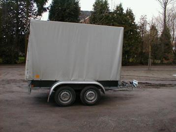 TE HUUR Gesloten aanhangwagen MTM 750 Kg