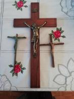 Crucifix(s), Enlèvement