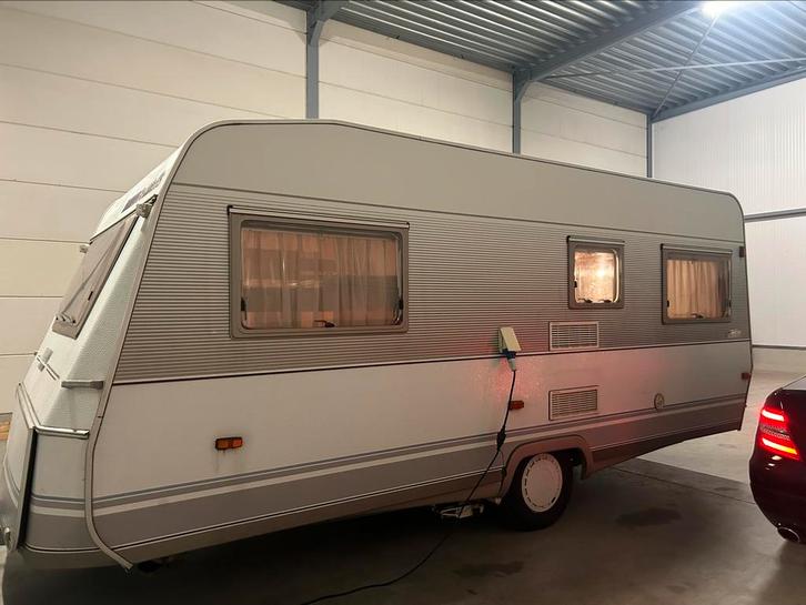Caravan dethleffs stapelbedden, Caravans en Kamperen, Caravans, Particulier, tot en met 6, 1000 - 1250 kg, Rondzit, Dethleffs