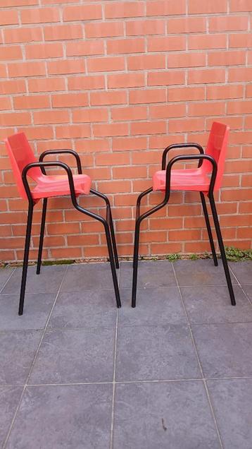 2 hoge kinderstoelen / bijzetstoeltjes / vintage beschikbaar voor biedingen
