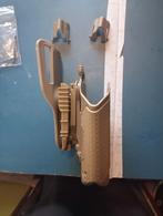 Rechtshandige holster uit het leger, Sport en Fitness, Schietsport-accessoires, Ophalen of Verzenden, Zo goed als nieuw