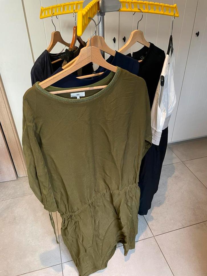 2 banenendozen vol merkkledij maat m- l-xl, Kleding | Dames, Dames-kledingpakketten, Zo goed als nieuw, Maat 42/44 (L), Ophalen