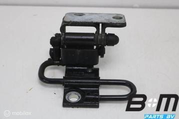 Portierscharnier rechtsachter onder VW Passat B7 3C8833412B beschikbaar voor biedingen