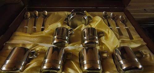 Kop- en schoteldoos van roestvrij staal., Huis en Inrichting, Keuken | Servies, Nieuw, Ophalen of Verzenden