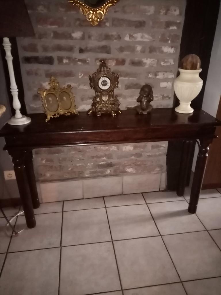 Wandtafel 135x78x36 massieve hout, Antiek en Kunst, Ophalen