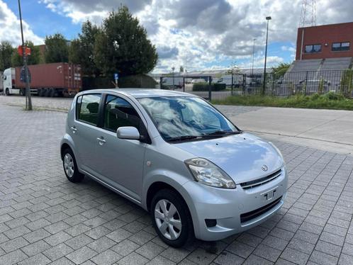 Daihatsu Sirion 1.0i Climatisation 58 000 km avec carpass, Autos, Daihatsu, Entreprise, Achat, Sirion, ABS, Airbags, Radio, Essence