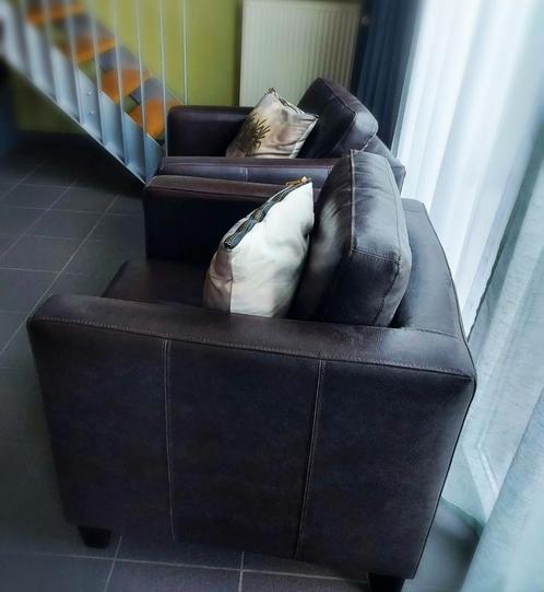 2 stuks donkerbruine clubzeteltjes, Huis en Inrichting, Fauteuils, Zo goed als nieuw, Leer, 50 tot 75 cm, 75 tot 100 cm, Ophalen