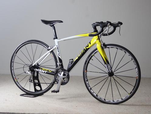 Vélo de route Giant Defy 3 aluminium carbone shimano mavic, Vélos & Vélomoteurs, Vélos | Vélos de course, Comme neuf, Hommes, Giant