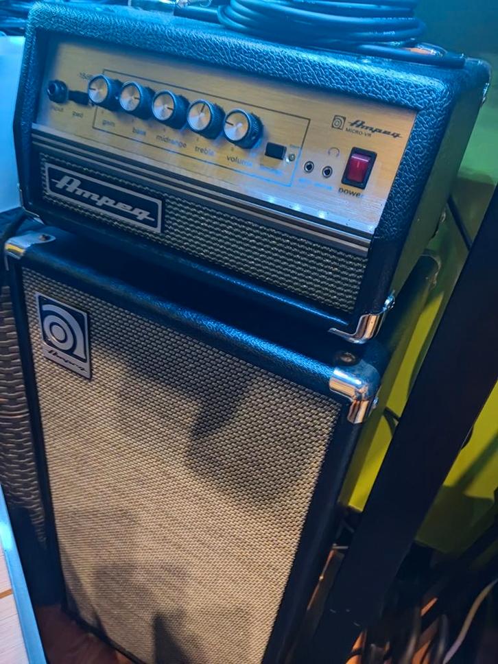 Enceinte basse Ampeg SVT210-AV, Musique & Instruments, Amplis | Basse & Guitare, Enlèvement
