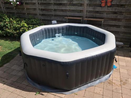 Intex Pure Spa jet & bubble 6 personen deluxe jacuzzi, Tuin en Terras, Bubbelbaden en Hottubs, Gebruikt, Opblaasbaar, Afdekzeil