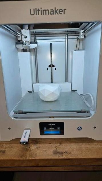 Ultimaker 2+ connect beschikbaar voor biedingen