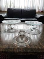 Plats à gâteaux/assiettes à gâteaux/étagère (Nouveau), Maison & Meubles, Accessoires pour la Maison | Étagères, Enlèvement ou Envoi