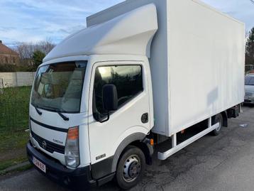 CAMIONETTE NISSAN CABSTAR