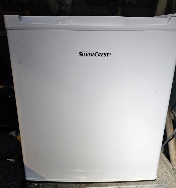 Diepvries 33l, 1,5 jaar oud, als nieuw,  levering mogelijk, Elektronische apparatuur, Vriezers en Diepvrieskisten, Zo goed als nieuw