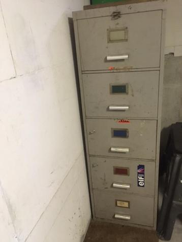 Industriële Stalen Ladekast  met 5 Lade zware uitvoering  beschikbaar voor biedingen