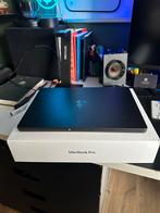 Macbook pro m5, Computers en Software, Monitoren, Ophalen of Verzenden, Nieuw, Ultra HD (4K)