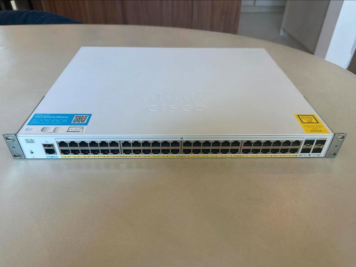 Cisco CBS350-48P-4G – 48-Poorts Gigabit PoE+ Managed Switch, Computers en Software, Netwerk switches, Zo goed als nieuw, Ophalen of Verzenden