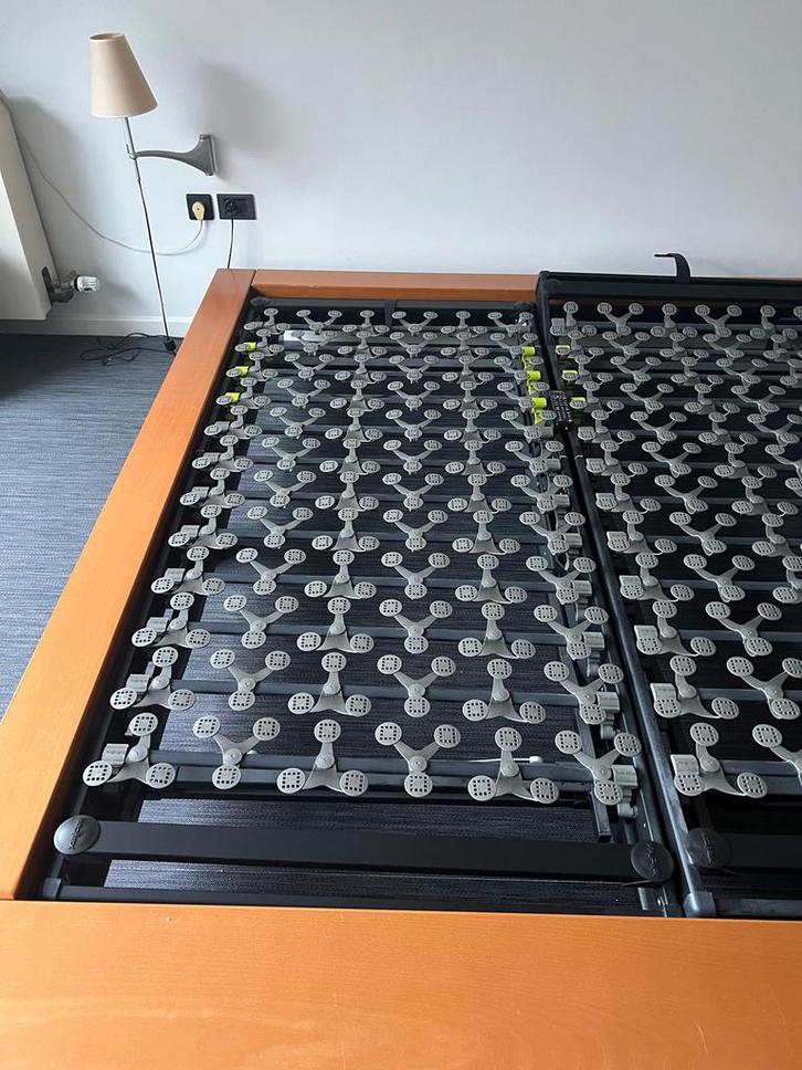 Bed Peter Maly , Ligne Roset, Huis en Inrichting, Slaapkamer | Bedden, Gebruikt, Wit, Ophalen