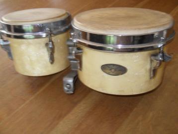 Olympische vintage bongo's (eerste). beschikbaar voor biedingen