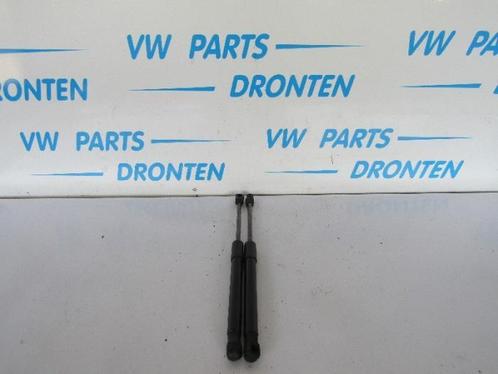 Kit amortisseur couvercle coffre d'un Volkswagen UP, Autos : Pièces & Accessoires, Carrosserie & Tôlerie, Volkswagen, Utilisé