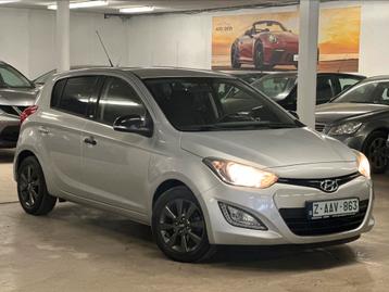 Hyundai i20 1.2i 2015 115.000km handelaar/export, Auto's, Hyundai, Bedrijf, Handgeschakeld, 5 deurs, I20