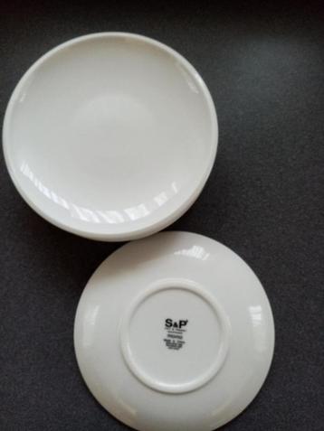 Salt and Pepper : 5 dessert- of ontbijtborden 18cm vuurvast! beschikbaar voor biedingen