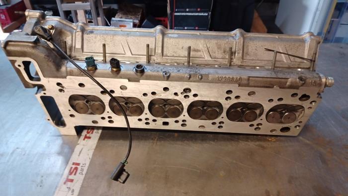 Culasse d'un BMW 5-Serie, Autos : Pièces & Accessoires, Moteurs & Accessoires, BMW, Utilisé, 3 mois de garantie, Enlèvement ou Envoi