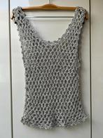 Zilvergrijze tanktop met lovertjes - Eén maat, Kleding | Dames, T-shirts, Sans marque, Ophalen of Verzenden, Zo goed als nieuw