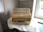 Prachtige Accordiola zo goed als, Muziek en Instrumenten, Ophalen, Met koffer, Knopaccordeon, 120-bas