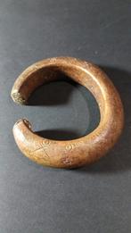 Afrikaanse armband / manilla - brons, Enlèvement