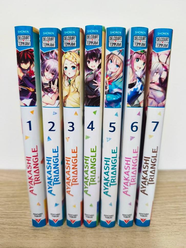 Ayakashi Triangle - 7 tomes, Livres, BD | Comics, Comme neuf, Série complète ou Série, Japon (Manga), Enlèvement ou Envoi