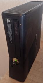 Xbox 360 slim + kinect + games., Ophalen of Verzenden, Zo goed als nieuw, Met kinect