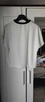 wit t-shirt met zwarte hals, Maat 38/40 (M), Wit, Ophalen of Verzenden, Zo goed als nieuw