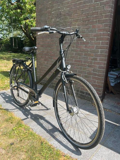 Batavus Boulevard tourfiets 53, Fietsen en Brommers, Fietsen | Dames | Damesfietsen, Zo goed als nieuw, Batavus, Versnellingen