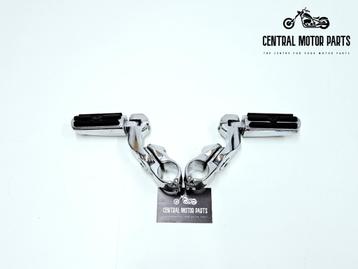 Verstelbare Highway mount kit + Chroom en rubber footpegs beschikbaar voor biedingen
