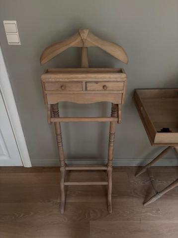 Mooie eiken dressboy Flamant beschikbaar voor biedingen